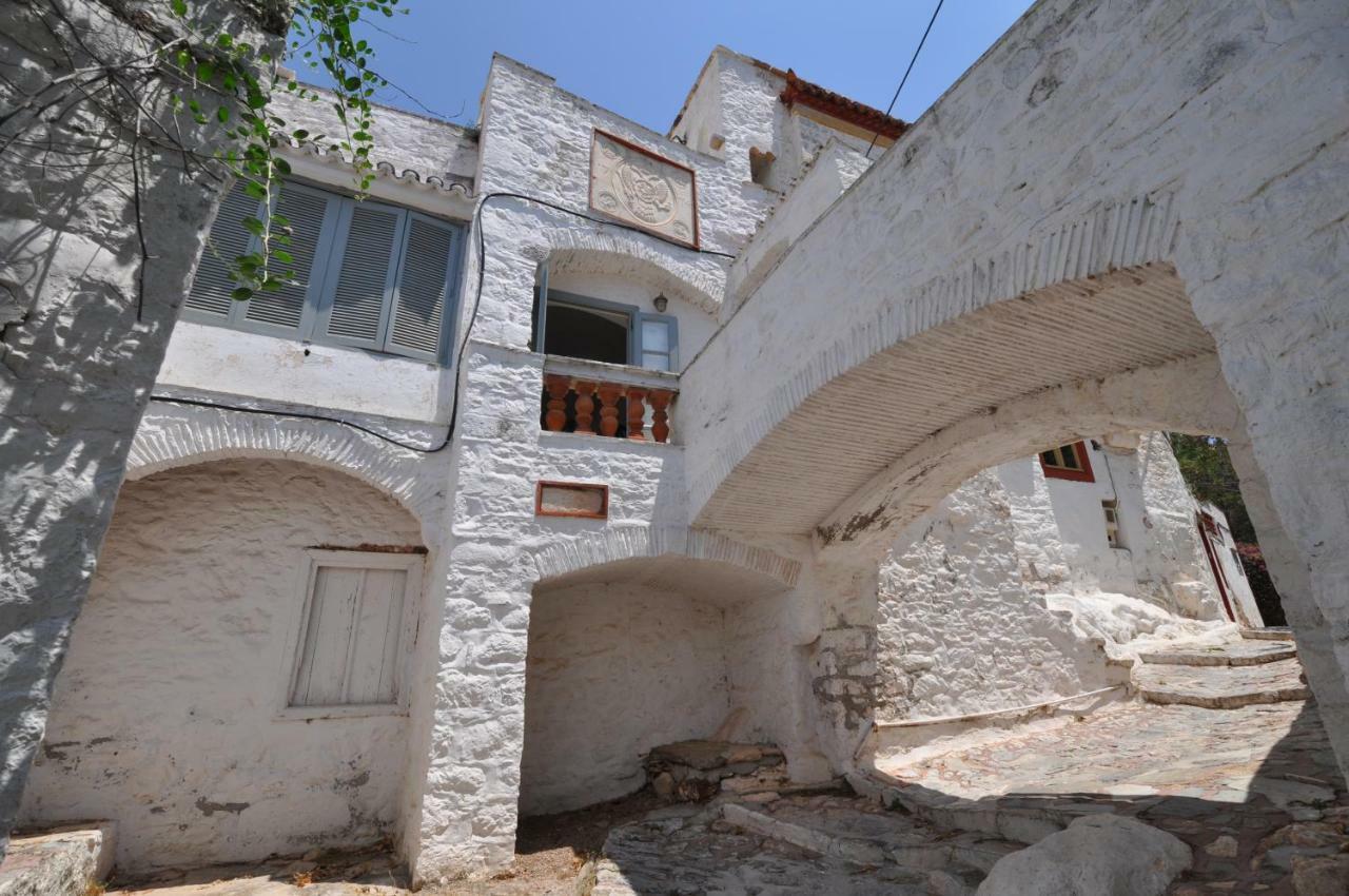 Rallou House Hydra Buitenkant foto